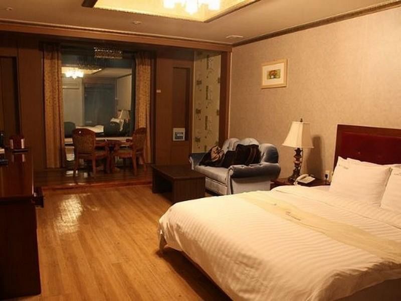 B&Beach Tourist Hotel Yeosu Luaran gambar